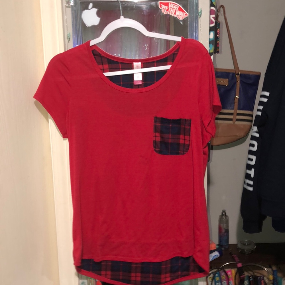 tee shirt